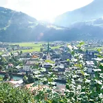 Garni Maximilian Szálloda 2*